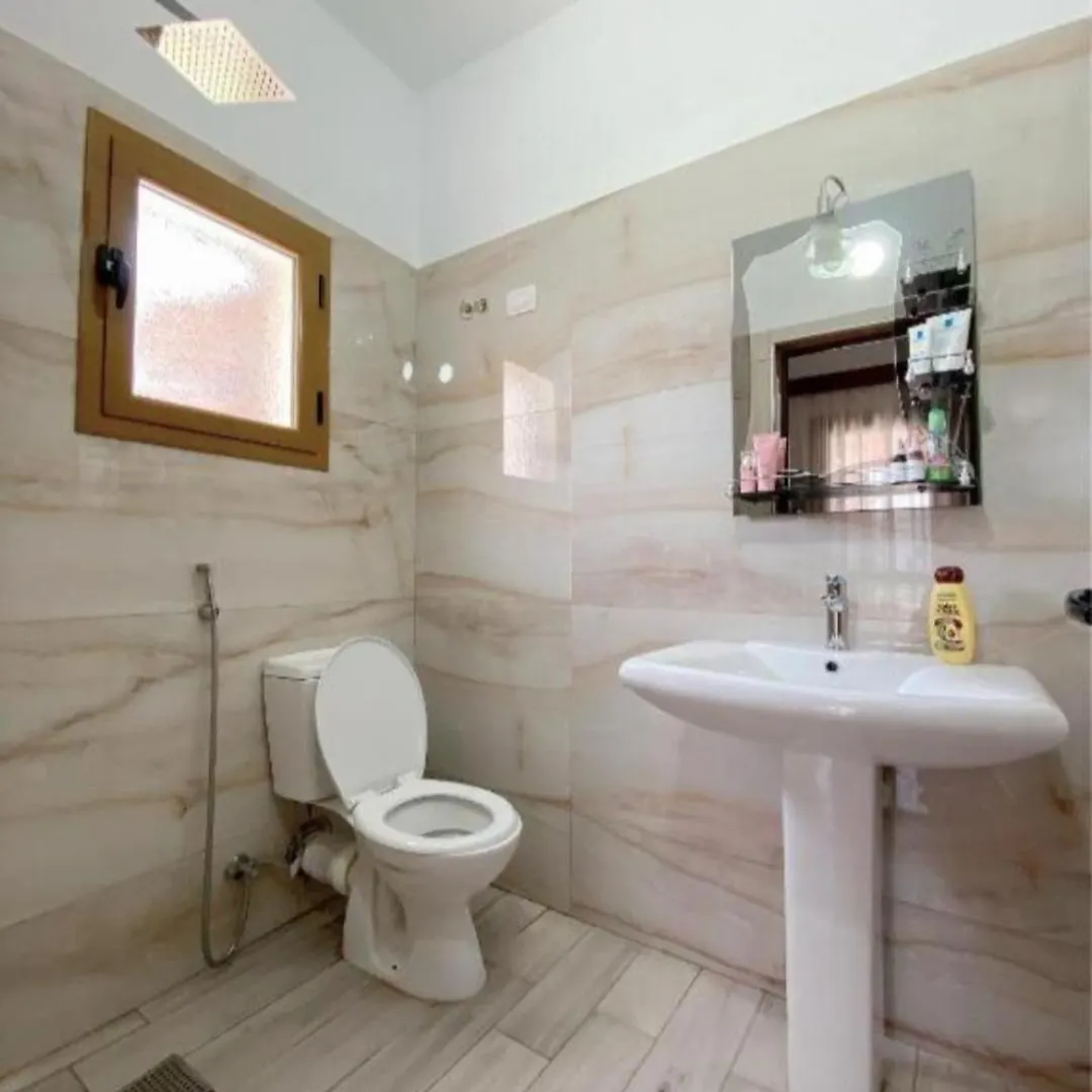 Arlind'S Apartaments Vlorë 0*,  Albanië